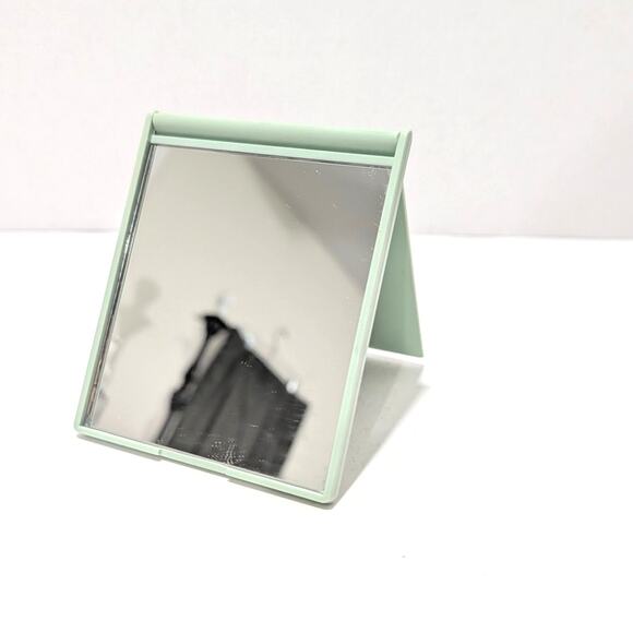 Vtg 90s Clinique Compact Travel Mirror 4.5" Fold Out Purse Make Up Green Logo - Picture 3 of 9